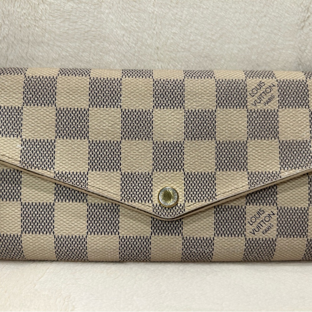 Louis Vuitton wallet